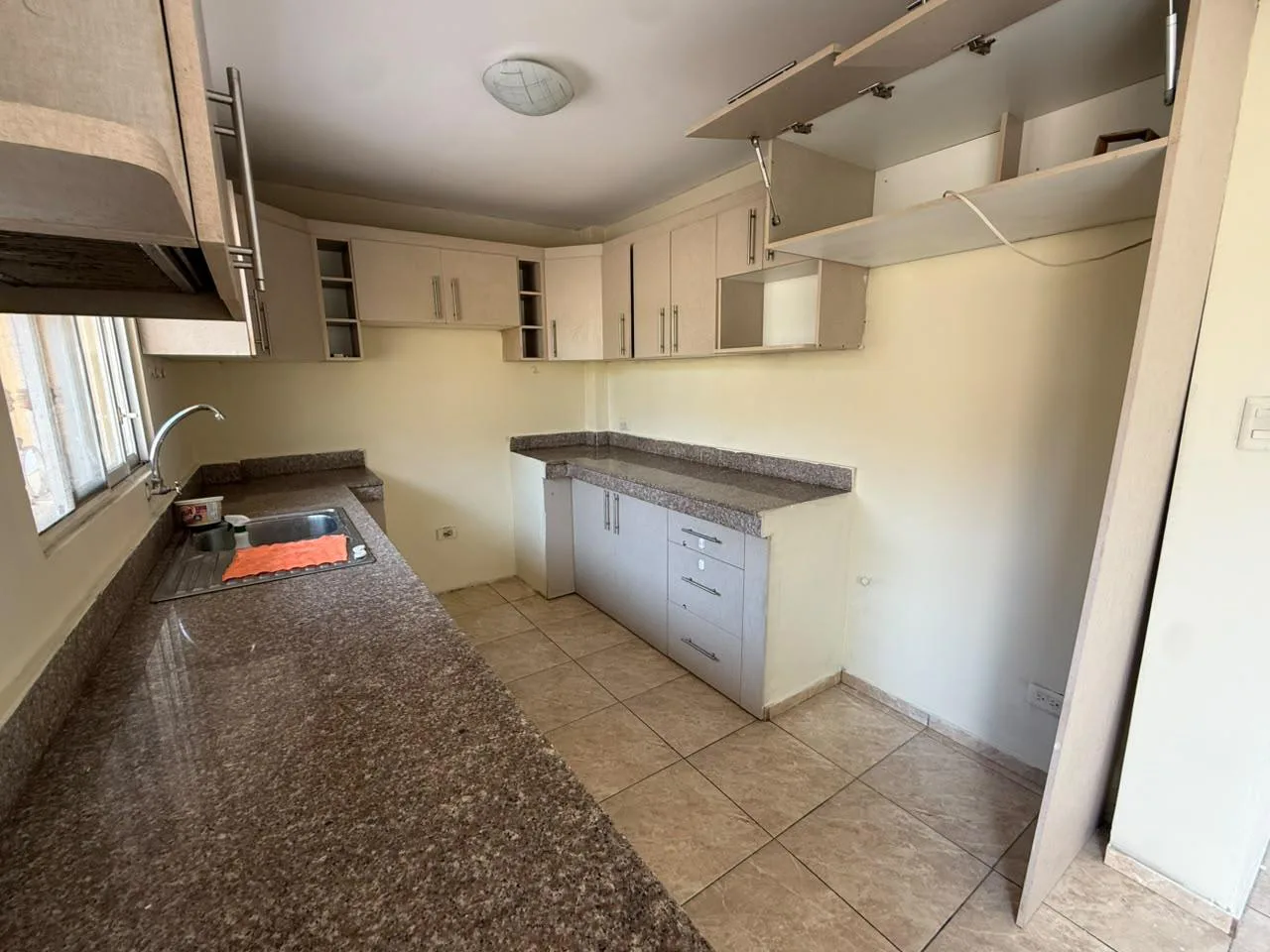Casa en Alquiler Urb Duran City, Etapa Bromelia, BarG