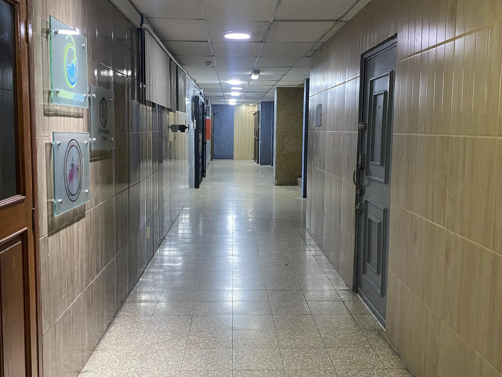 Oficina en Venta centro Guayaquil, Edificio Plaza, SolG