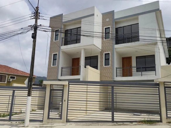 Casa en Venta, Ciudadela La Cumbre, IriR