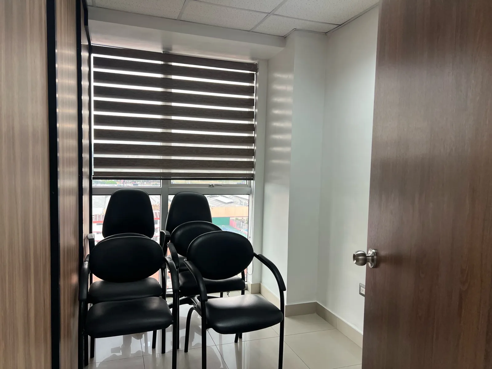 Oficina en Alquiler, Edificio City Office, 8vo Piso, RobA