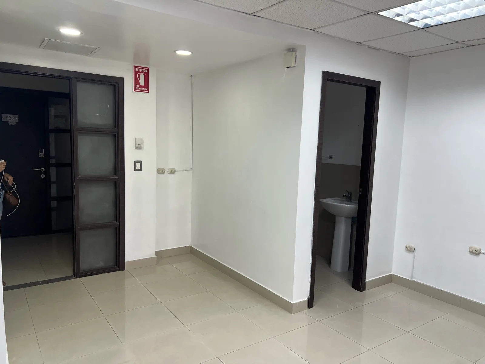 Oficina en Alquiler, Edificio City Office, 8vo Piso, RobA