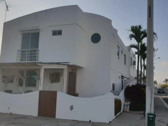 Urbanización Ciudad Punta Carnero – vía Salinas Punta Carnero RonR