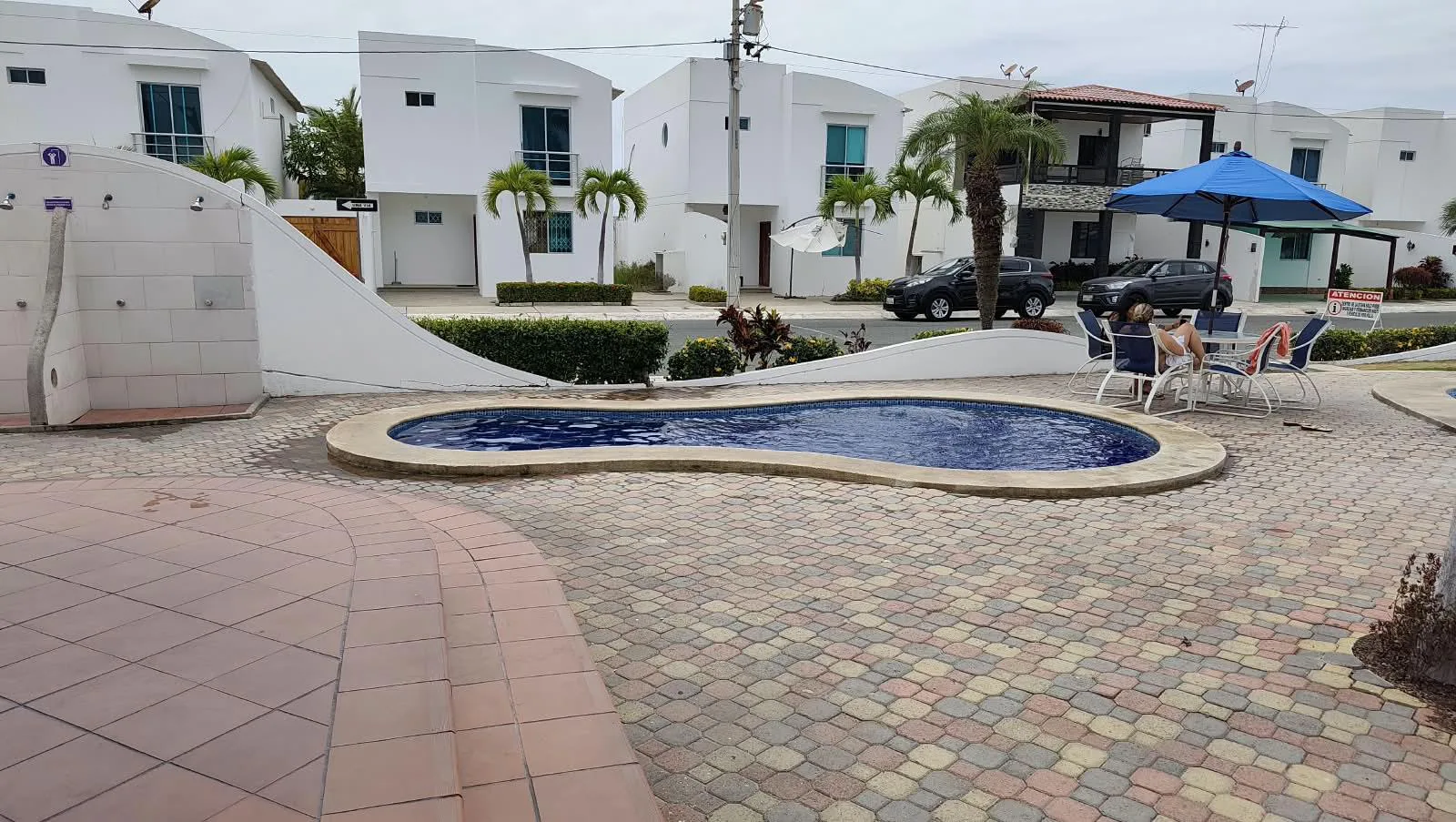 Urbanización Ciudad Punta Carnero – vía Salinas Punta Carnero RonR