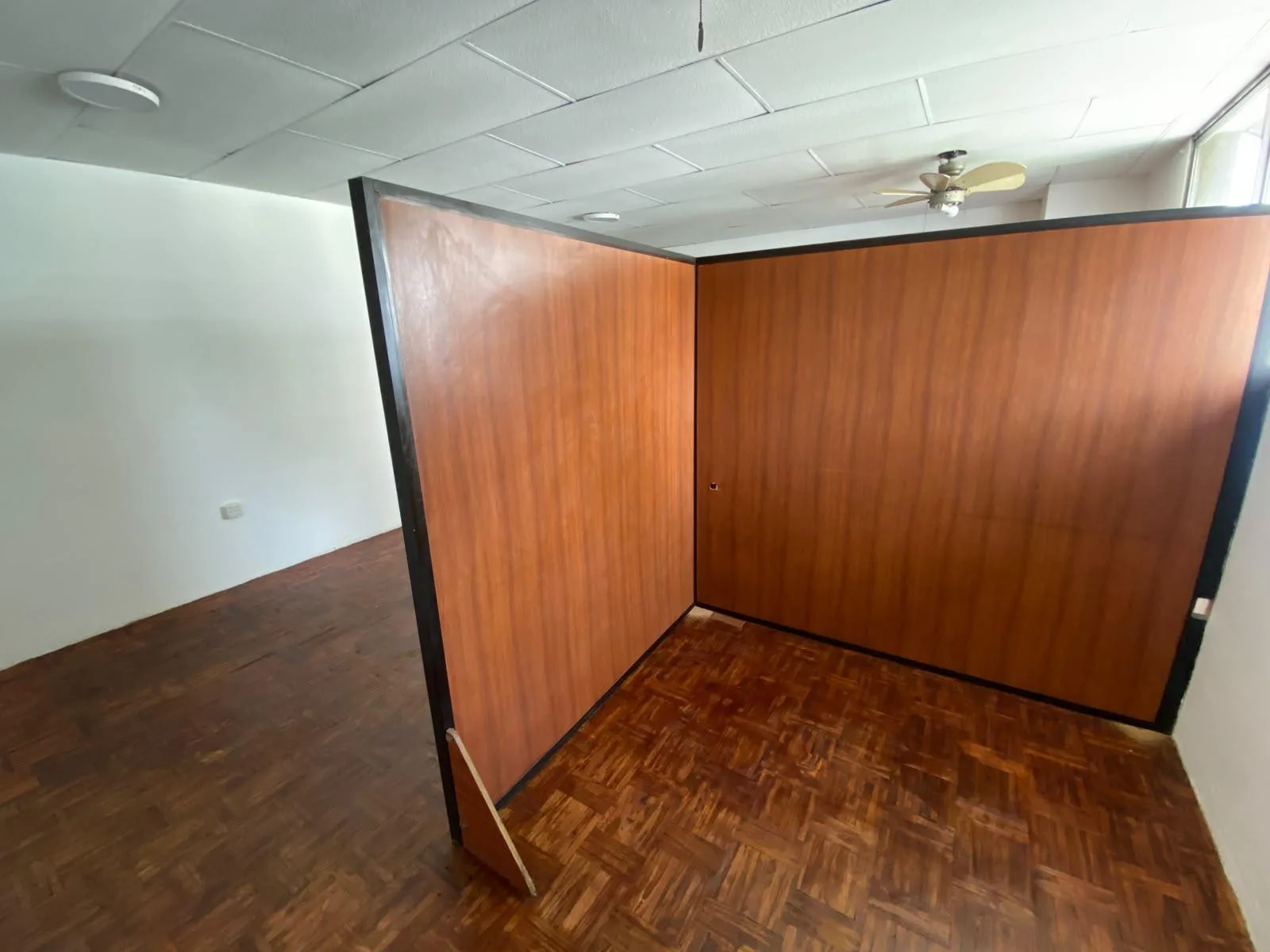 Oficina en Alquiler Centro de Guayaquil JulO