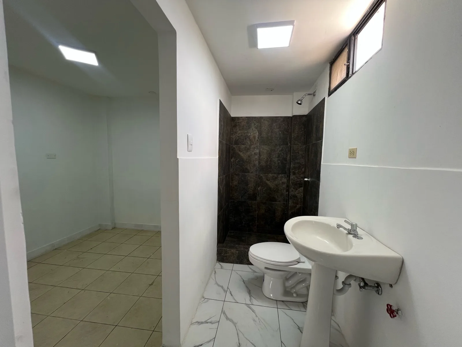 Suite No 6 en Alquiler, Urdenor 1, RobA