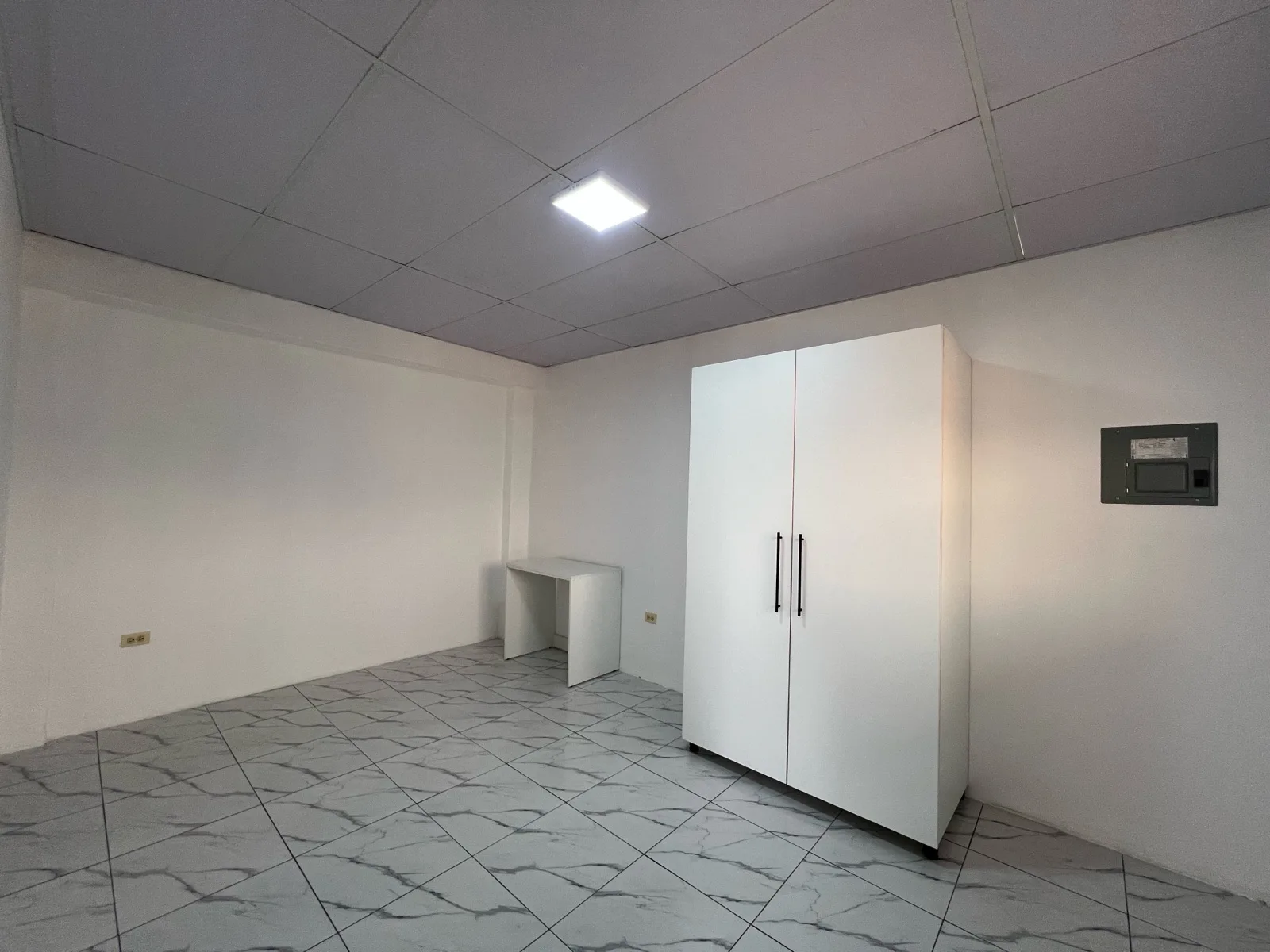 Suite No 7 en Alquiler, Urdenor 1, RobA