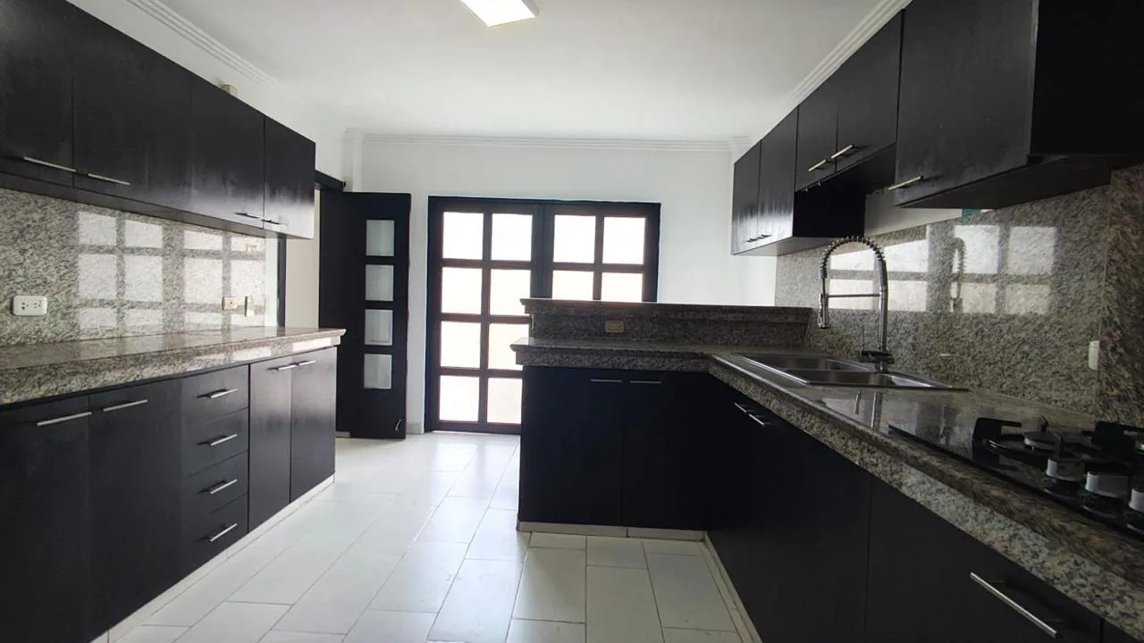 Casa en Alquiler, Urbanizacion Ciudad Celeste Etapa La Estela, IriR