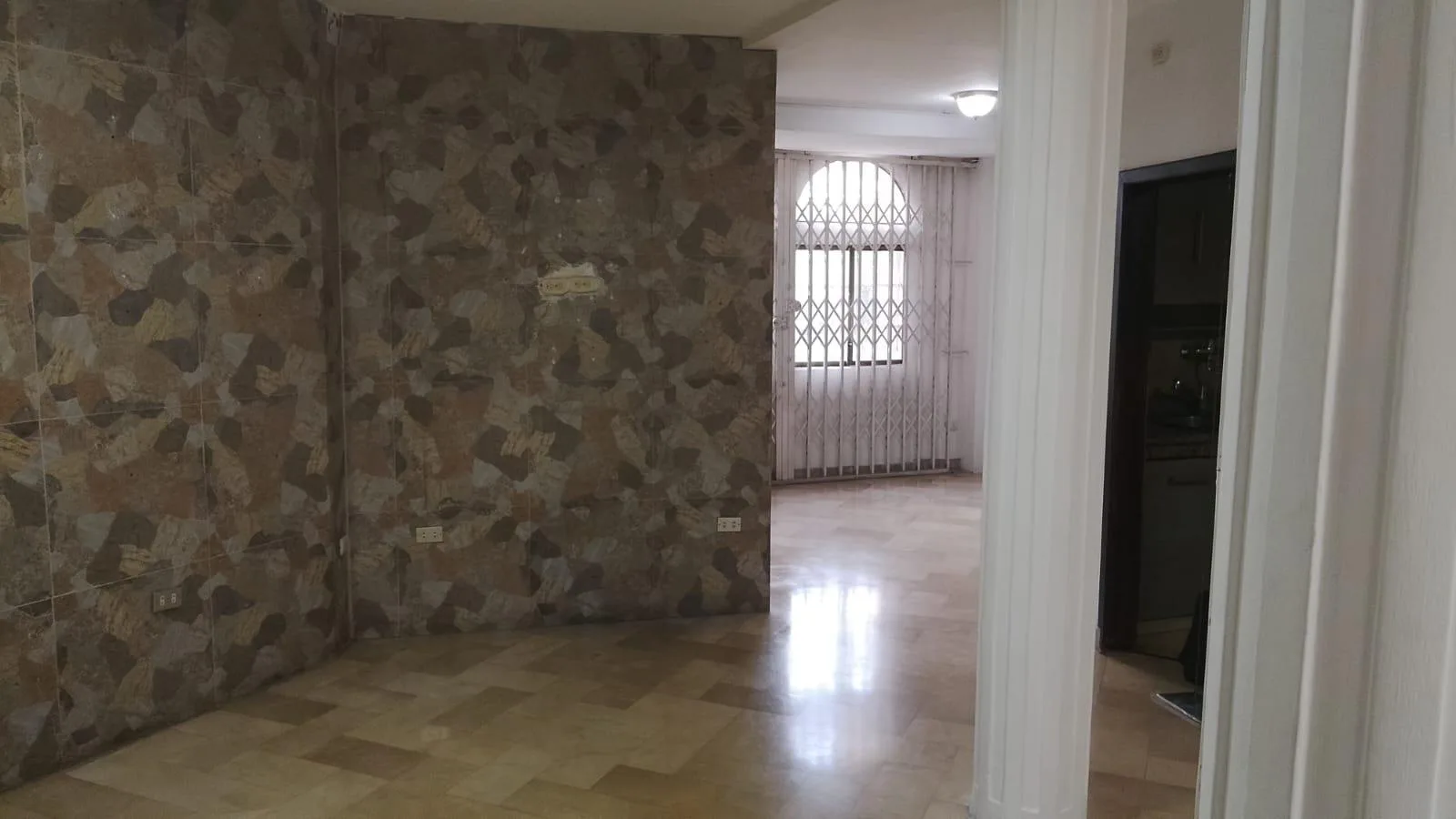 Departamento en Alquiler, Los Ceibos, Guayaquil, RobA