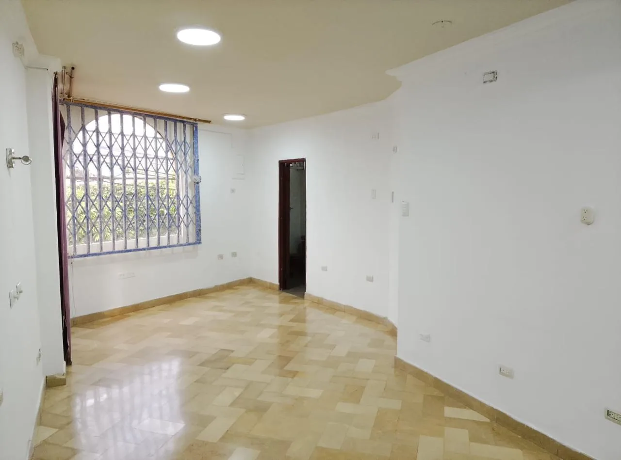 Departamento en Alquiler, Los Ceibos, Guayaquil, RobA